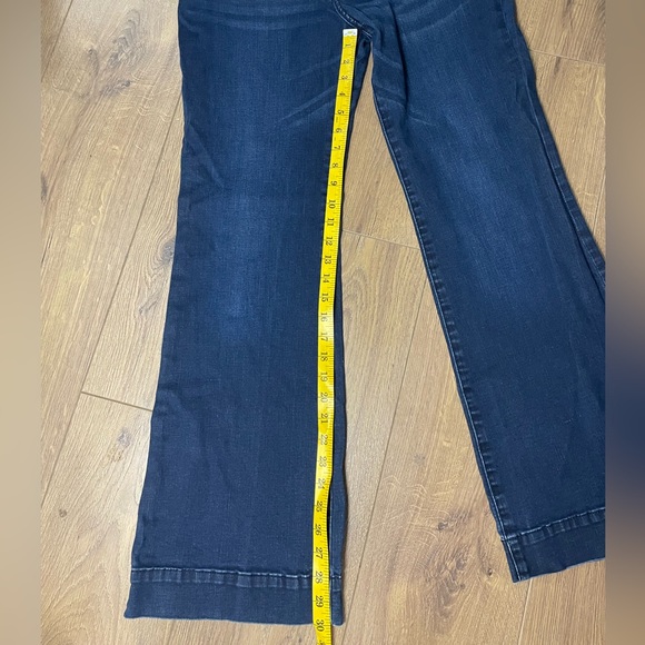 Wrangler Boot Cut Denim Jeans Medium Wash Women’s 32” Waist (Hem Altered) - Picture 3 of 7